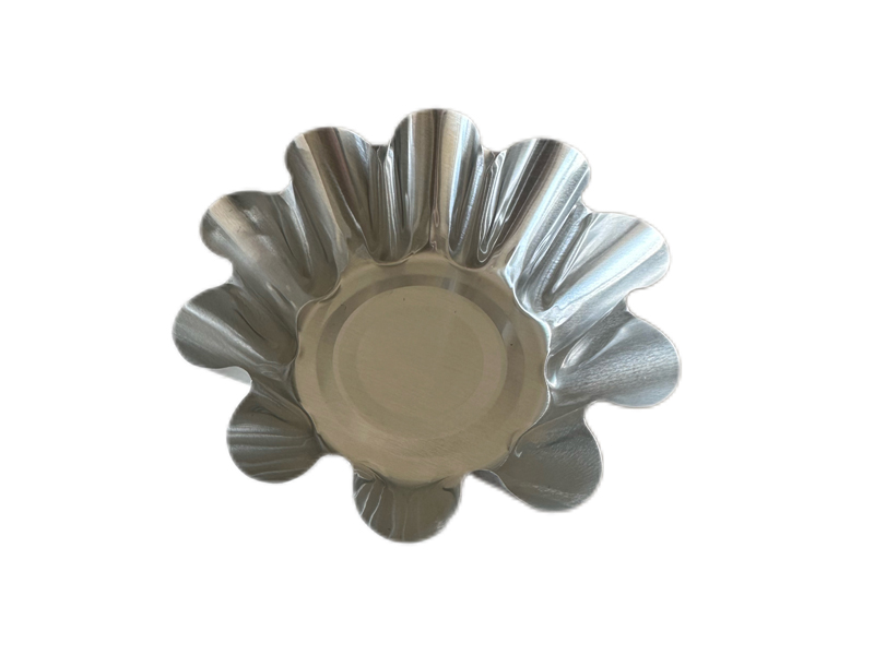 Thousand layer lace tart